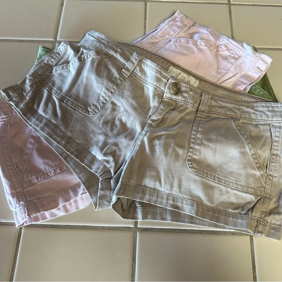 VINTAGE Hollister Women's Shorts - Light Pink, Olive Green, Khaki - Picture 8 of 12